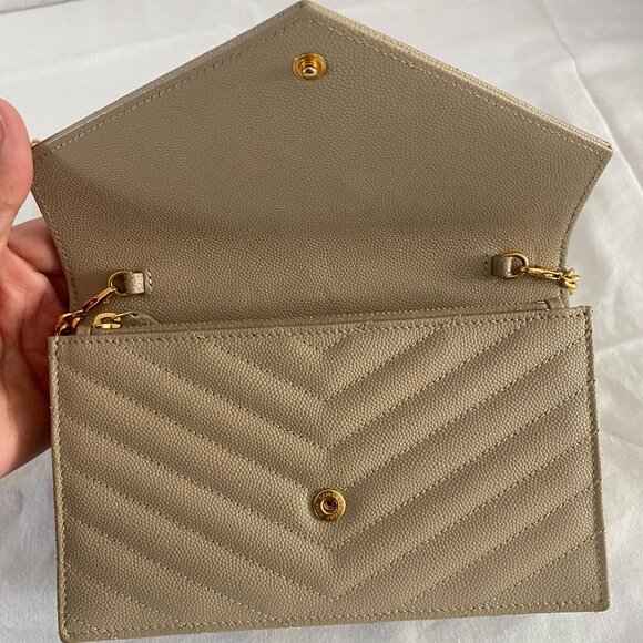 YSL C. Wall (153Y) Mono Avec - Beige w/Gold chain - Picture 3 of 10